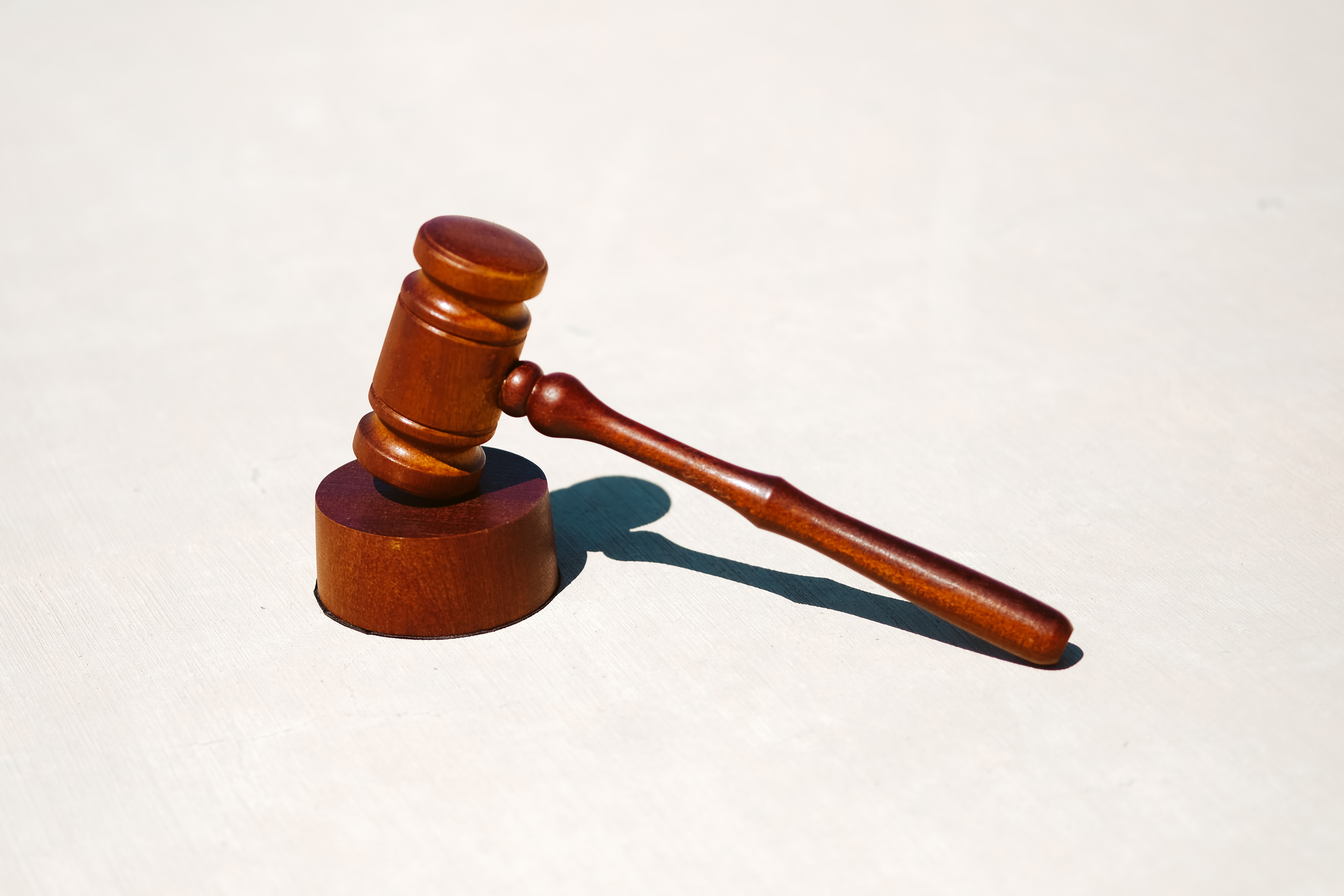 The Pros and Cons of DIY Legal Work for Your Start-Up